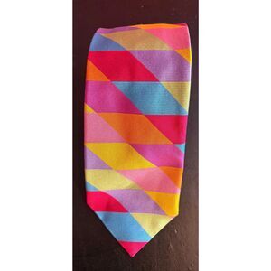 Duchamp London tie